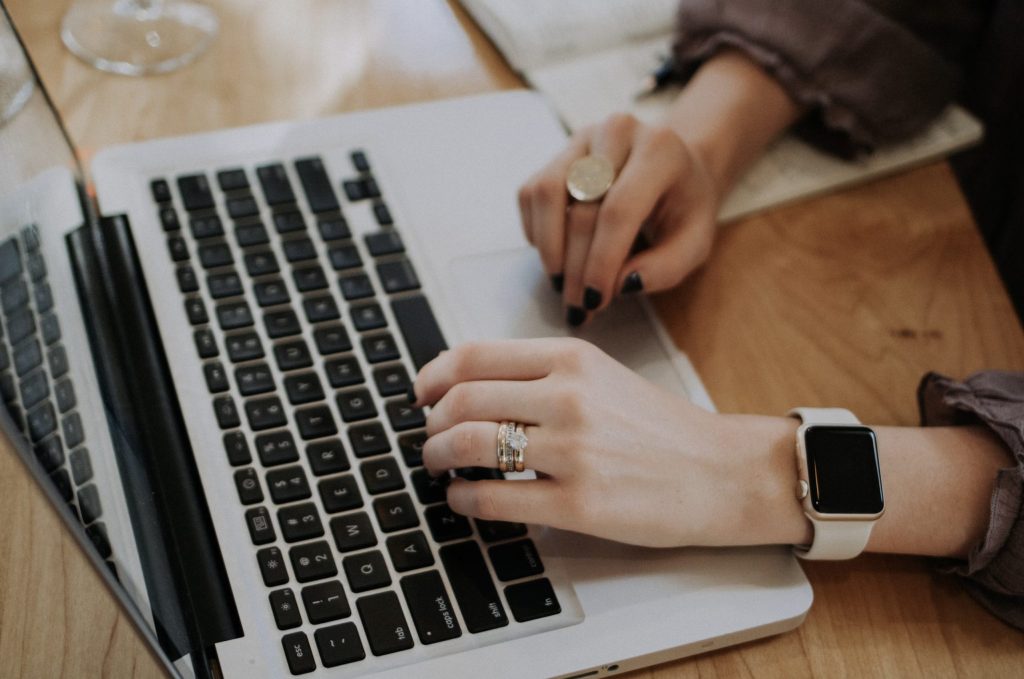 Top 5 CRMs for Growth Marketing Agencies: Features, Pricing, and Marketing Automation